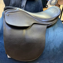 Load image into Gallery viewer, Used 22” Perfection Cutback Saddle #15979
