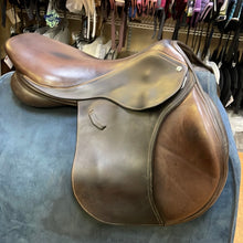 Load image into Gallery viewer, Used 18” Loxley Bliss Close Contact Saddle #16919
