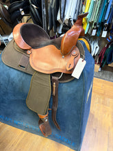 Load image into Gallery viewer, Used 15” Fabtron Lady Trail Saddle