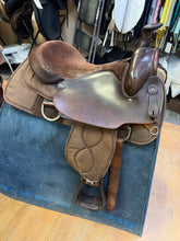 Load image into Gallery viewer, Used 17” Big Horn Western Saddle #26395