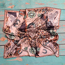 Load image into Gallery viewer, Avery Wild Rags