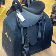 Load image into Gallery viewer, Used 16” Kuda Synthetic Endurance Saddle #16829
