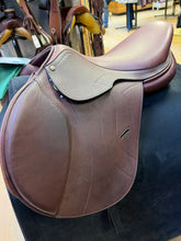 Load image into Gallery viewer, Demo HENRI DE RIVEL LAUREATE IGP SADDLE