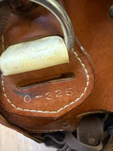 Load image into Gallery viewer, Used 16” Colorado Saddlery Rawhide Ranch Saddle #25907