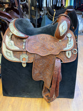 Load image into Gallery viewer, Used 16.5” Billy Royal Western Show Saddle #25903