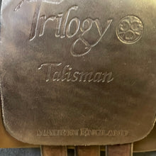 Load image into Gallery viewer, Used 17.5” Trilogy Talisman Close Contact Saddle #16697
