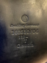 Load image into Gallery viewer, Used 18” Butterfly Claudia Saddle #