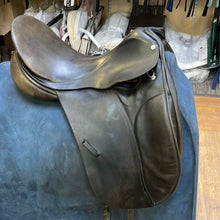 Load image into Gallery viewer, Used 17” County Dressage Saddle #16718

