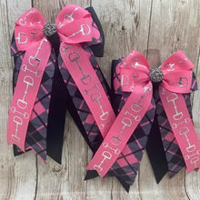 Load image into Gallery viewer, Benny Bows Custom Show Bows