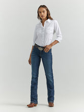 Load image into Gallery viewer, Women's Wrangler ULTIMATE RIDING JEAN WILLOW IN LOVETTE