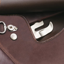 Load image into Gallery viewer, Bates Caprilli Close Contact Classic Saddle