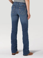 Load image into Gallery viewer, Women's Wrangler ULTIMATE RIDING JEAN Q-BABY IN BRILEY