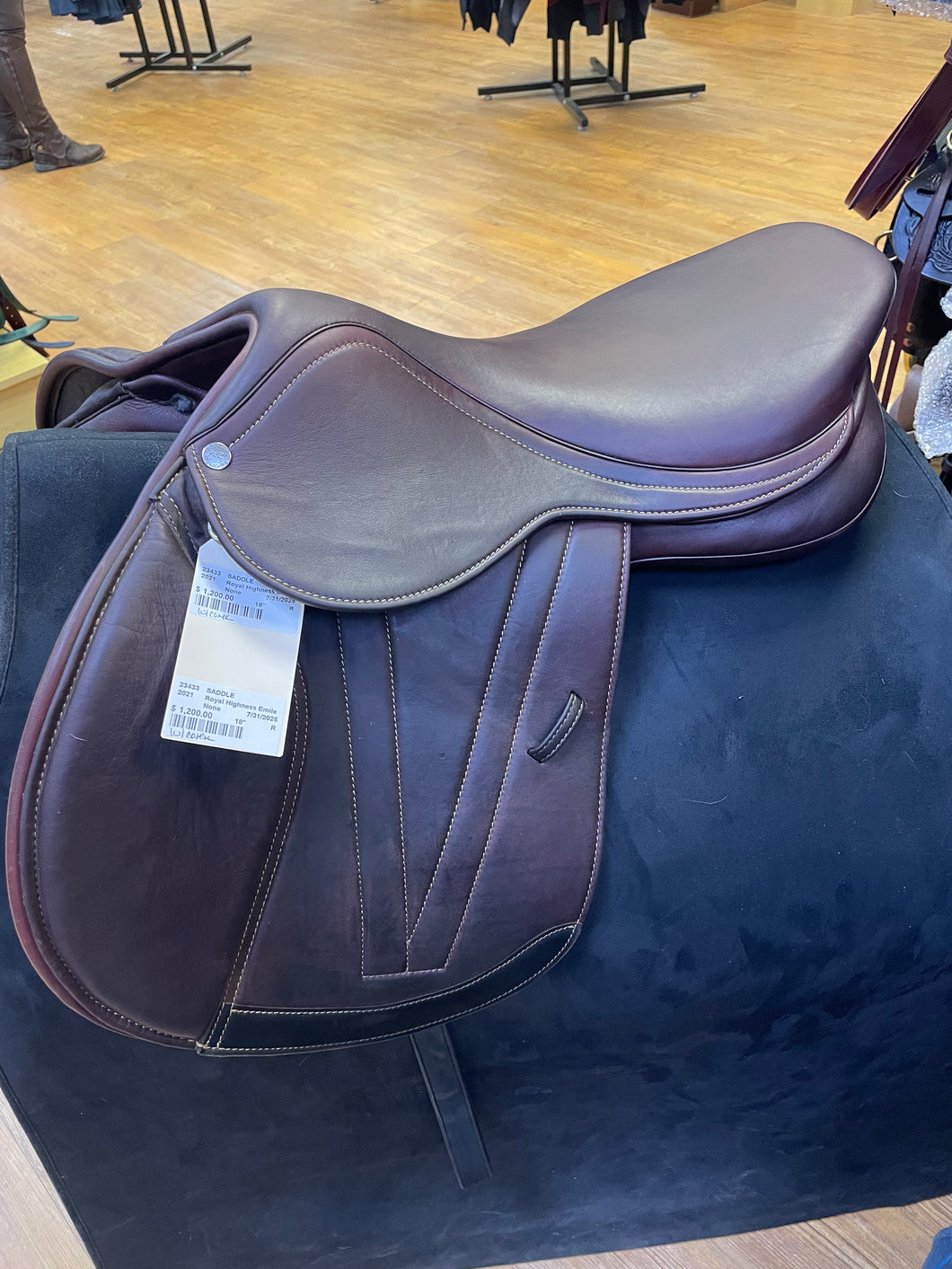 Used 18” Royal Highness Emile Close Contact #23433