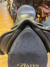Load image into Gallery viewer, Used 17.5” Lemke Dressage Saddle #24340
