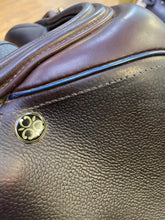 Load image into Gallery viewer, Used 17.5” Trilogy Talisman Close Contact Saddle #23644
