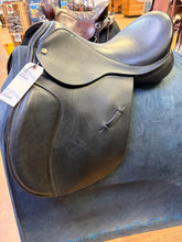 Load image into Gallery viewer, Used 17” Black Country All Purpose #28607
