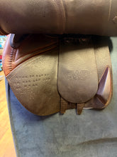 Load image into Gallery viewer, Used 17” CWD Calf Skin Covered #29080
