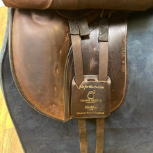Load image into Gallery viewer, Used 17.5” Frank Baines Endro Saddle #14579
