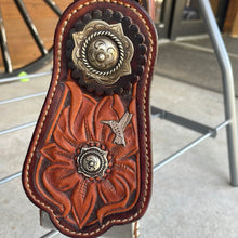 Load image into Gallery viewer, Used 16” Custom Skyhorse Western Saddle
