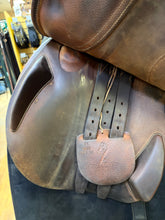 Load image into Gallery viewer, Used 17.5” Antares Classique 2018 Saddle #27407
