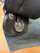 Load image into Gallery viewer, Used 17” HDR Vegan All Purpose Saddle #29243
