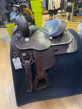 Load image into Gallery viewer, Used 13” Circle Y Western Saddle #24566
