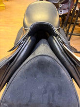 Load image into Gallery viewer, Used 18” Butterfly Claudia Saddle #
