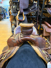 Load image into Gallery viewer, Used McCall Ranch Western Saddle
