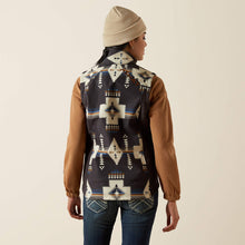 Load image into Gallery viewer, ARIAT Ariat Logo Softshell Print Vest-THORNSTONE PRINT
