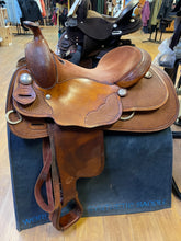 Load image into Gallery viewer, Used 16” Bob’s Doug Milholland Reiner Saddle
