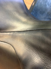 Load image into Gallery viewer, Used 18” Albion SKL Dressage Saddle #27145
