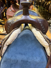 Load image into Gallery viewer, Used 16” High Horse Willow Spring Western Saddle #25911
