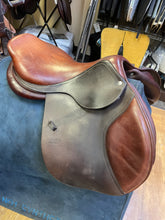 Load image into Gallery viewer, Used 18” CWD Classic Close Contact #22934
