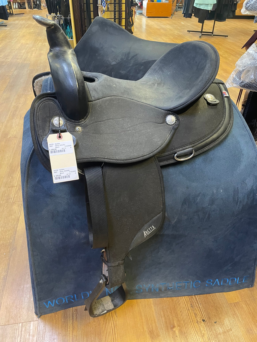 Used 15” Abetta Western Saddle #23125