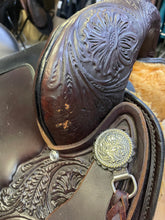 Load image into Gallery viewer, Used 18” High Horse Mesquite Western Saddle #24158
