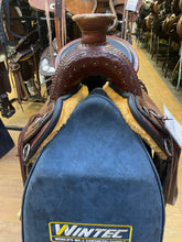 Load image into Gallery viewer, Used 17” Circle Y Oakwood Western Saddle #19388
