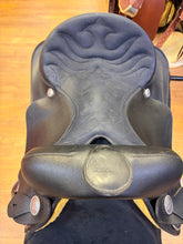 Load image into Gallery viewer, Used Wintec 15” wide Western Saddle #29248

