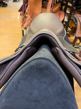 Load image into Gallery viewer, Used 17.5” Ovation Explore Close Contact adjustable
