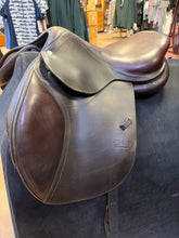 Load image into Gallery viewer, Used 16” CWD Classic Close Contact #26568
