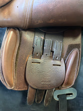 Load image into Gallery viewer, Used Pessoa Pony 15 3/4” XCH close contact #27145
