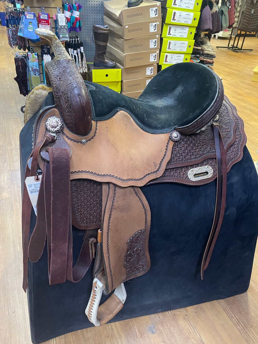 Used 16” Nash Barrel Saddle #24728