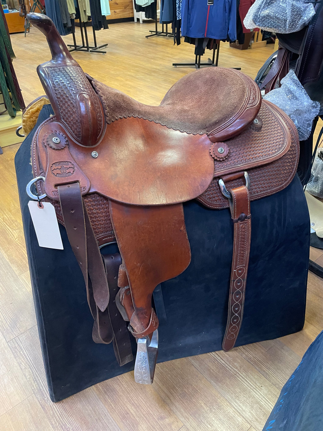 Used 15.5” McCall Lady Cowhorse Western Saddle #23499