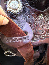 Load image into Gallery viewer, Used 15.5” Circle Y Trail Western Saddle #28831
