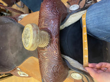 Load image into Gallery viewer, Used 17” High Horse Proven Barrel Saddle #24498
