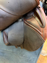 Load image into Gallery viewer, Used 17” CWD Calf Skin Covered #29080
