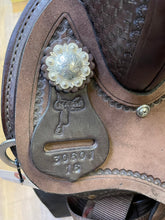Load image into Gallery viewer, Used 16” Nash Barrel Saddle #23954
