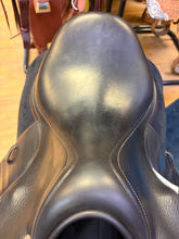 Load image into Gallery viewer, Used 17.5” Voltaire Stuttgard 2A (2014) #27652
