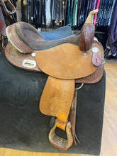 Load image into Gallery viewer, Used 17” High Horse Proven Barrel Saddle #24498

