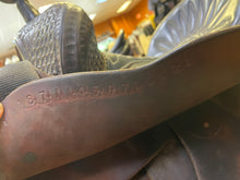 Load image into Gallery viewer, Used 14.5” Martin StingRay Barrel Saddle #24231
