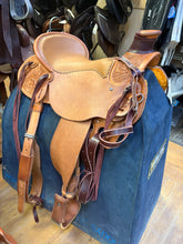 Load image into Gallery viewer, McCall McLite 16” Wade Full Padded Seat
